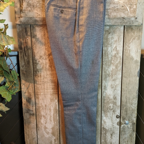 "Great deal"   Suit jacket ,pants, shirt, ties and pocket squares. - Picture 15 of 15